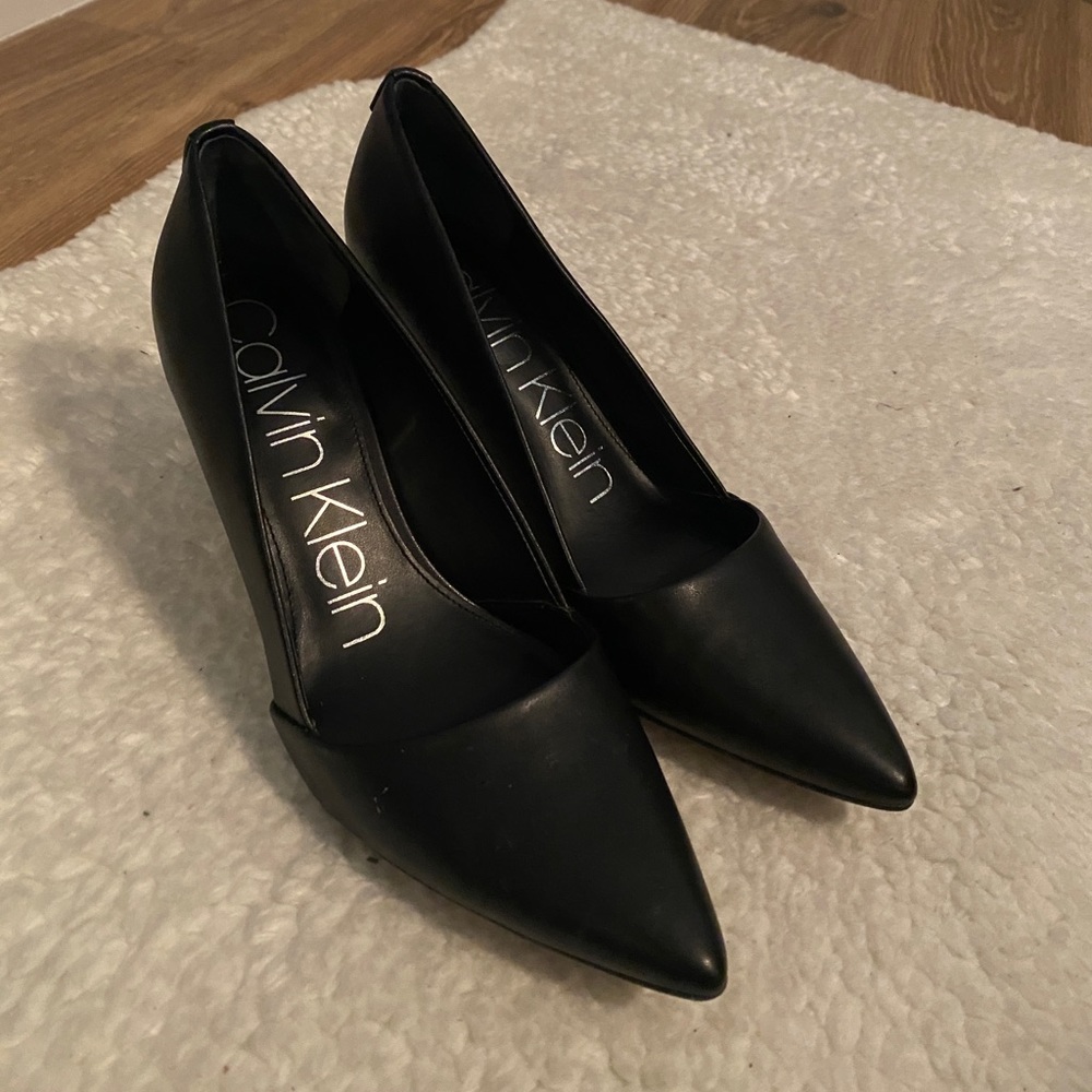 Calvin Klein Black heels, size 8, 3 inch heel